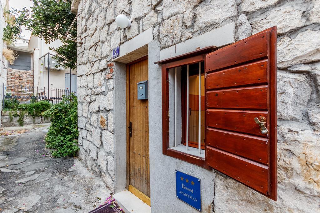 ספליט Apartment Dalmatian Cottage מראה חיצוני תמונה