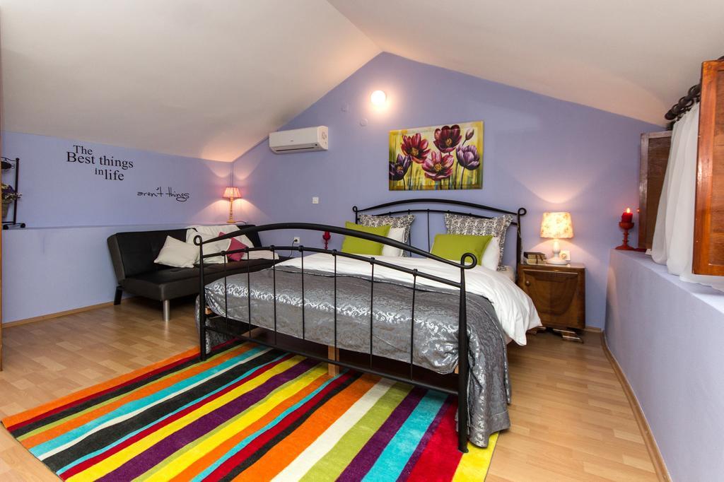 ספליט Apartment Dalmatian Cottage מראה חיצוני תמונה