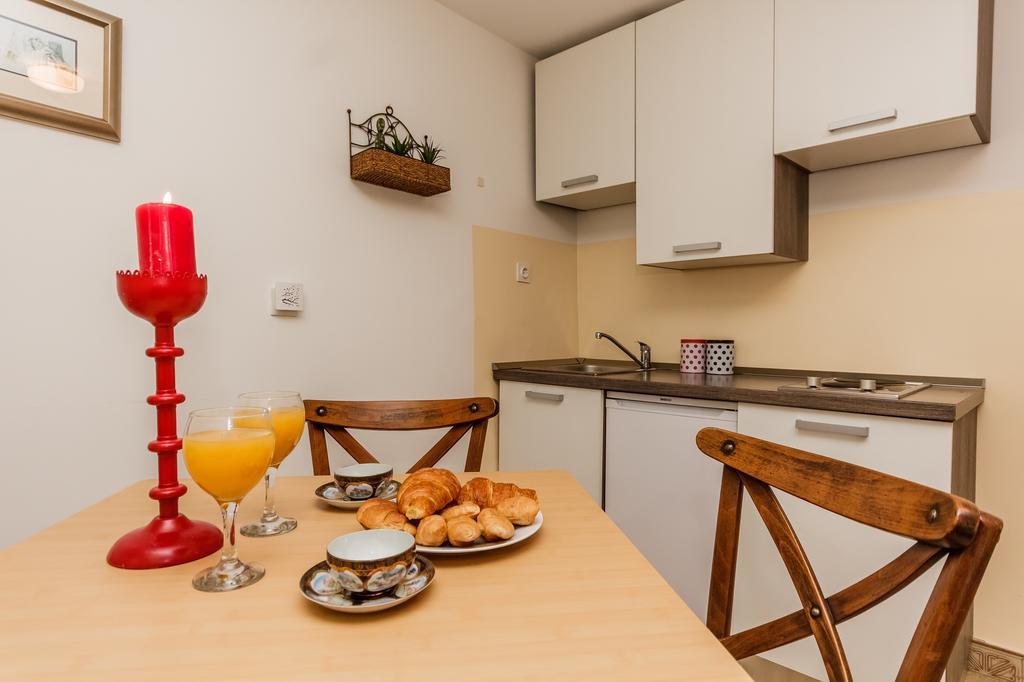 ספליט Apartment Dalmatian Cottage מראה חיצוני תמונה