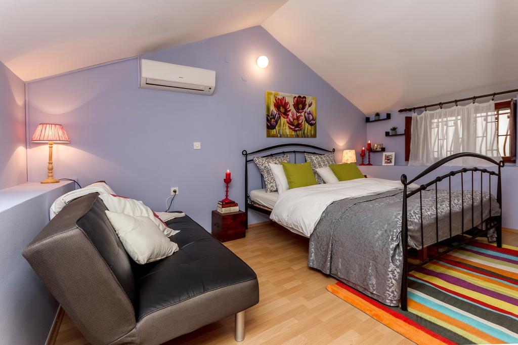 ספליט Apartment Dalmatian Cottage מראה חיצוני תמונה